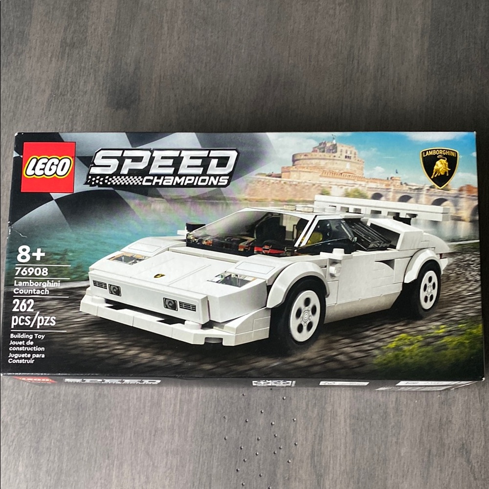 NEW IN SEALED BOX LEGO Lamborghini Countach building toy